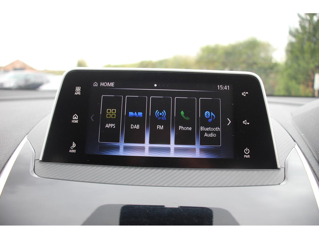Mitsubishi Eclipse Cross view 21