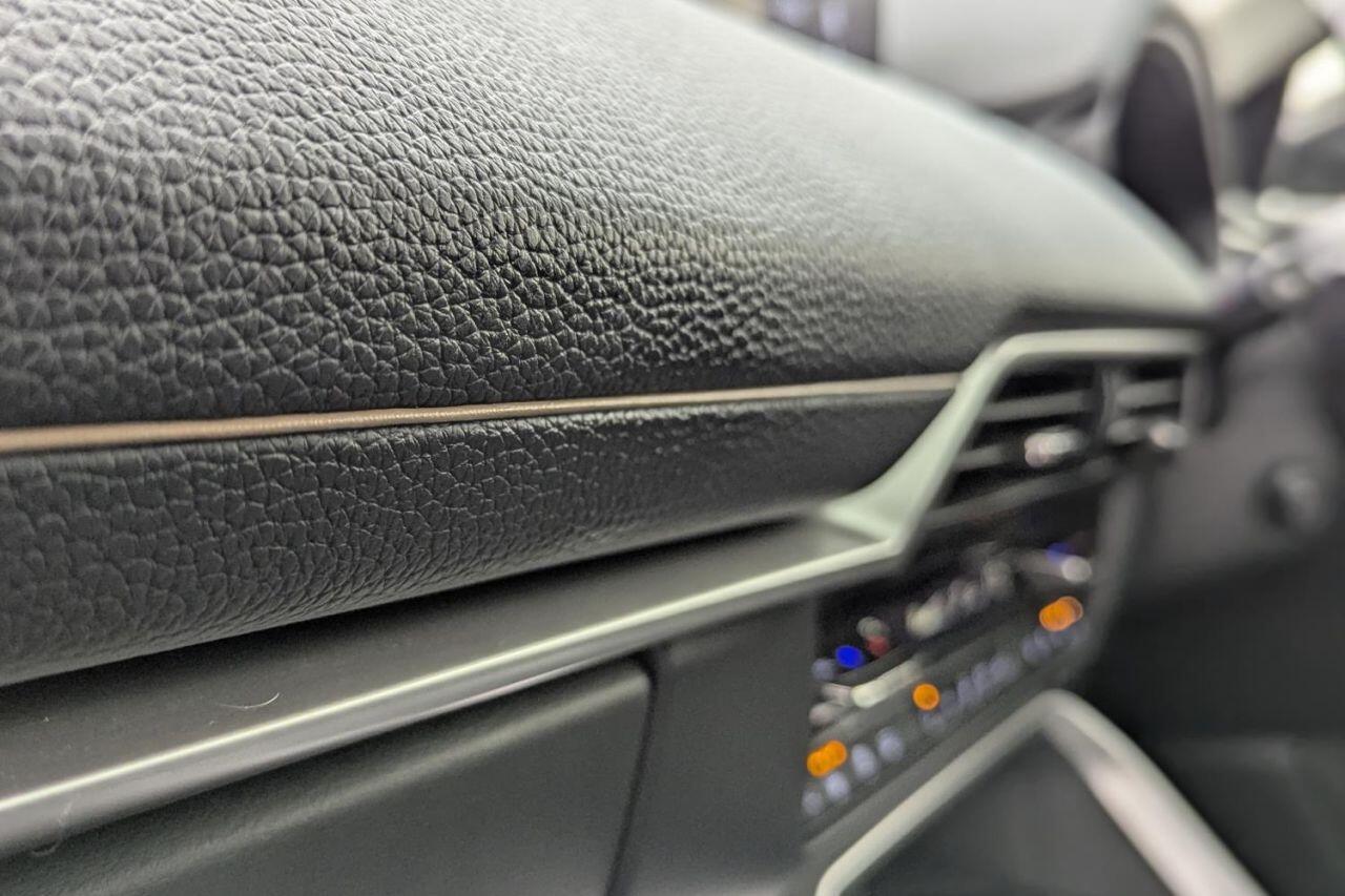 Mazda CX-60 view 26
