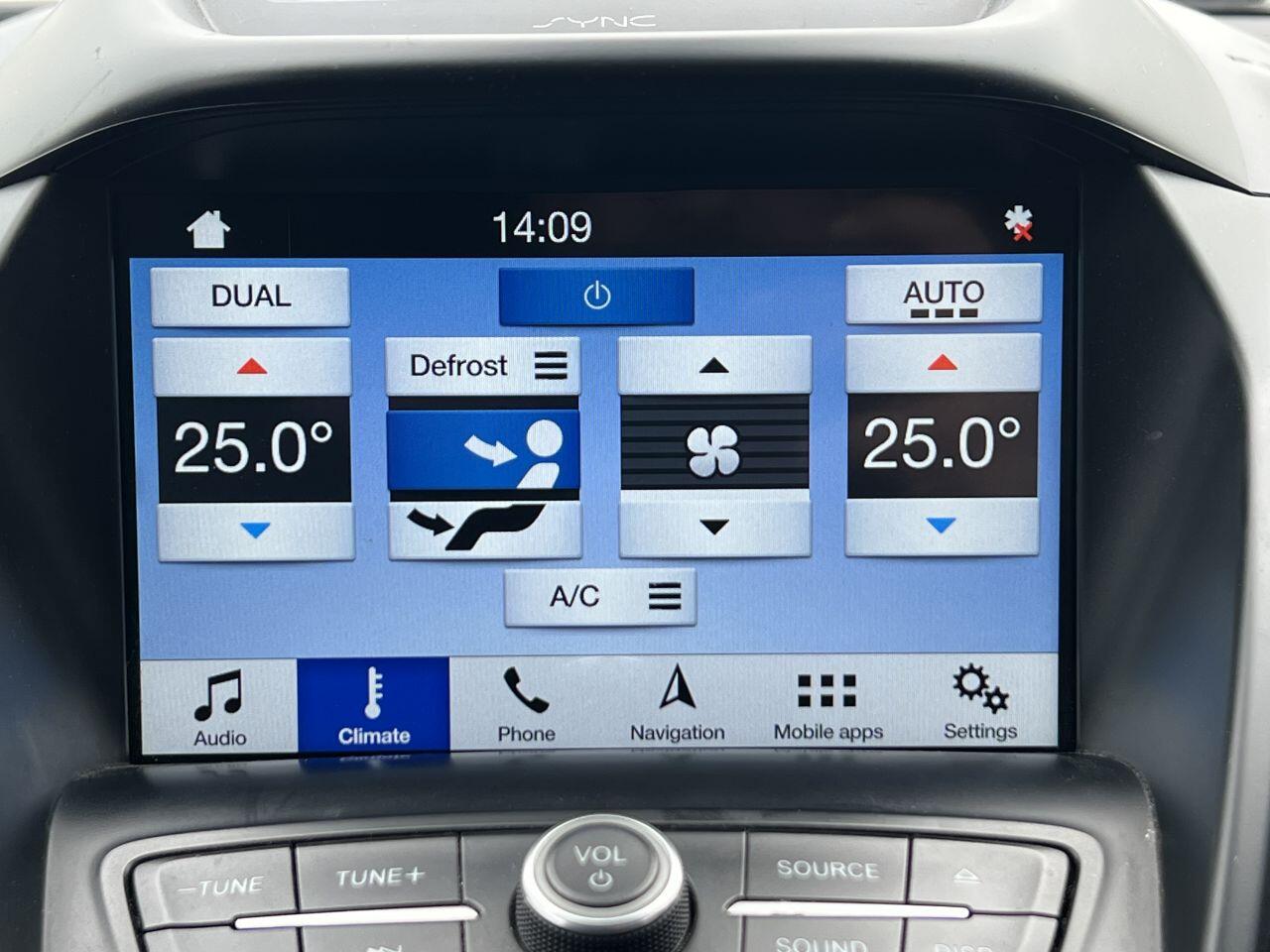 Ford Kuga view 43