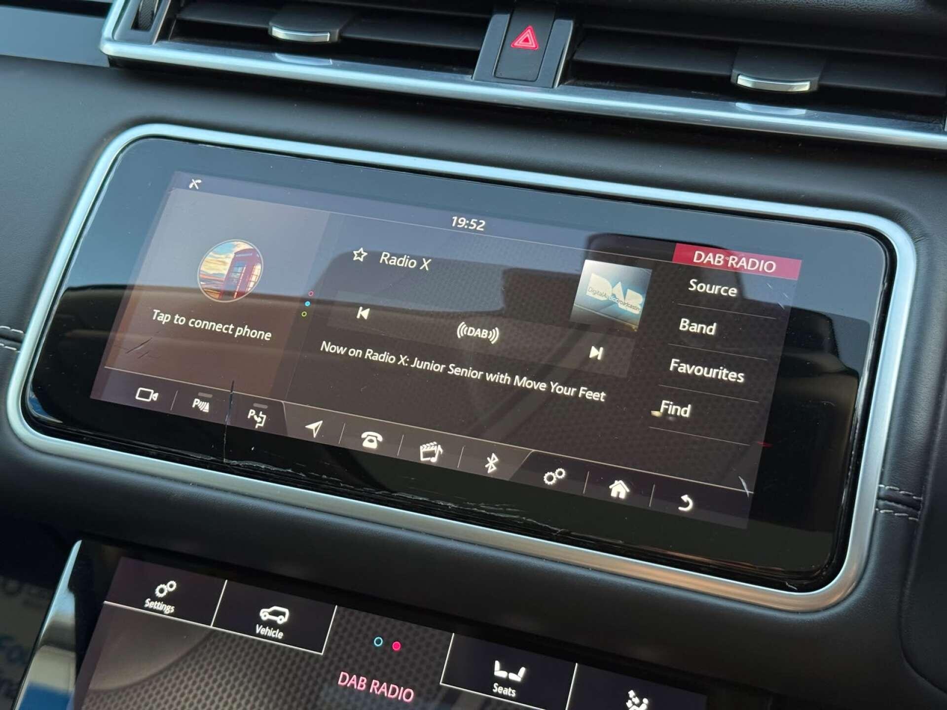 Land Rover Range Rover Velar view 62