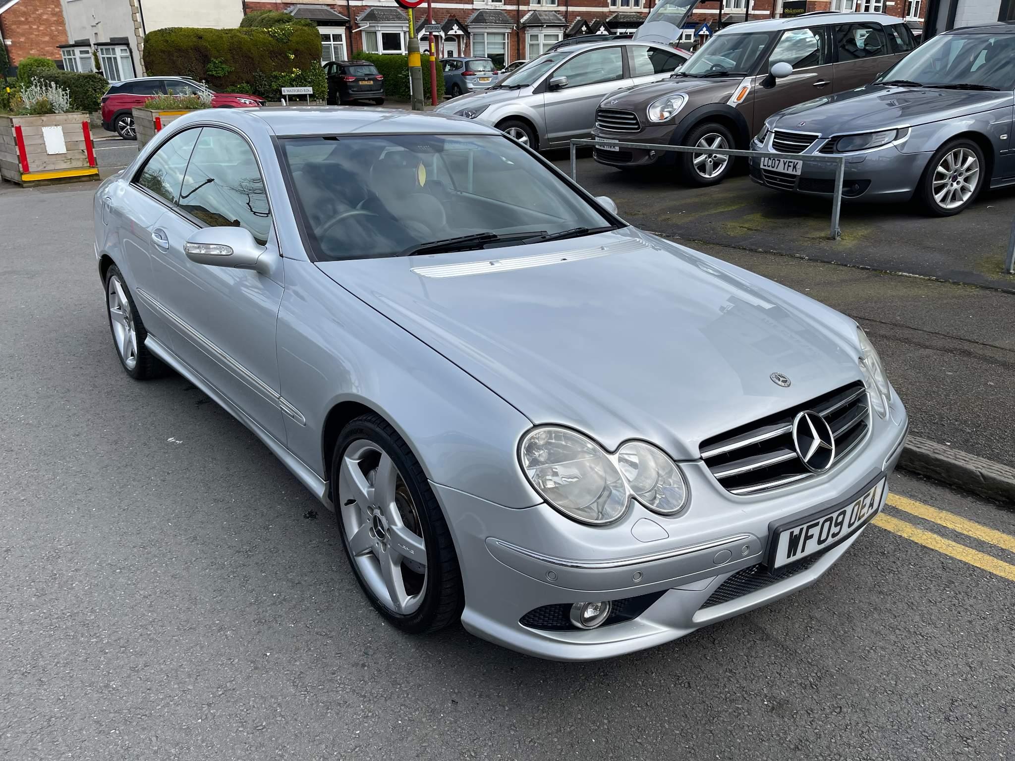 Mercedes-Benz CLK view 8