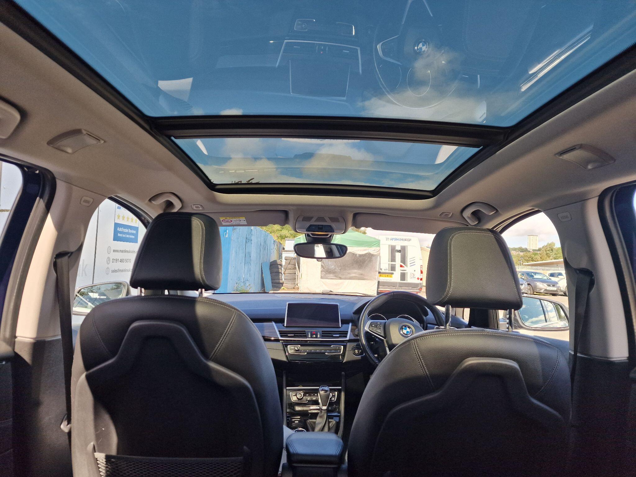 BMW 2 Series view 26