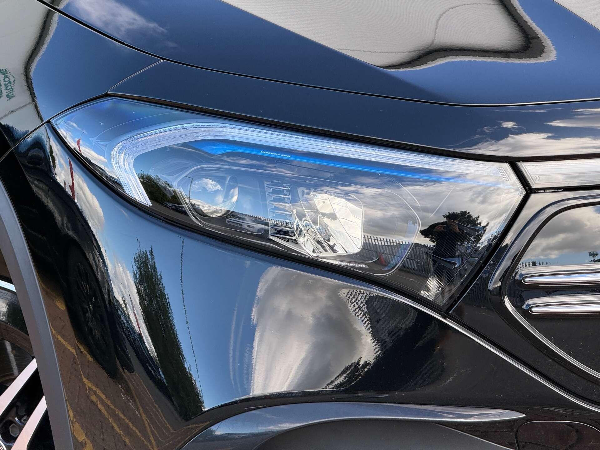 Mercedes-Benz EQA view 9