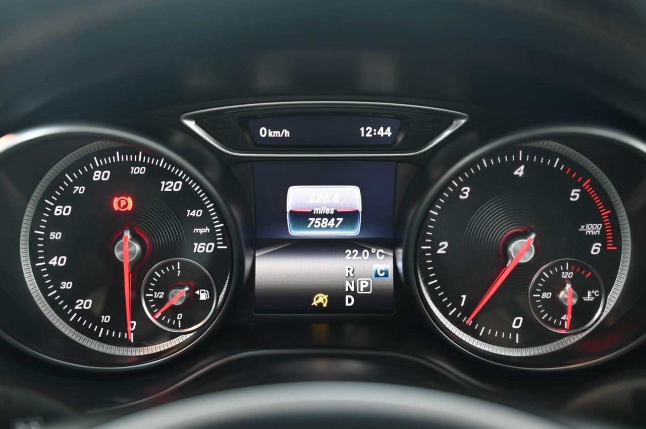Mercedes-Benz Cla view 21