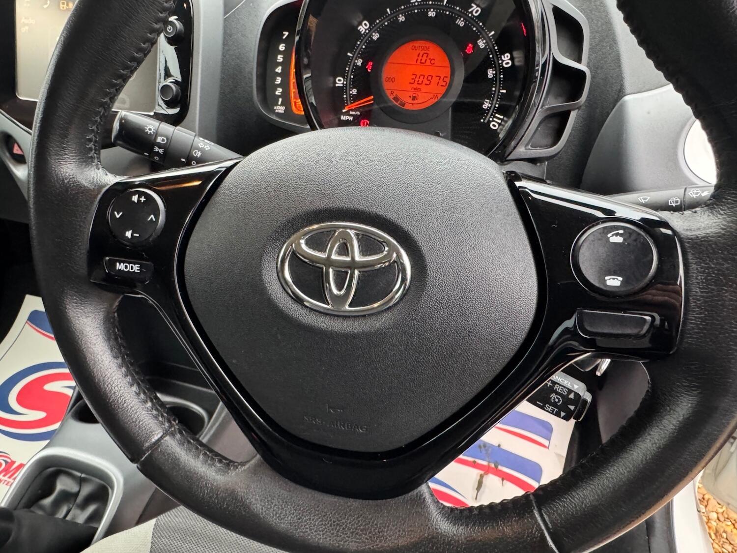 Toyota Aygo view 14