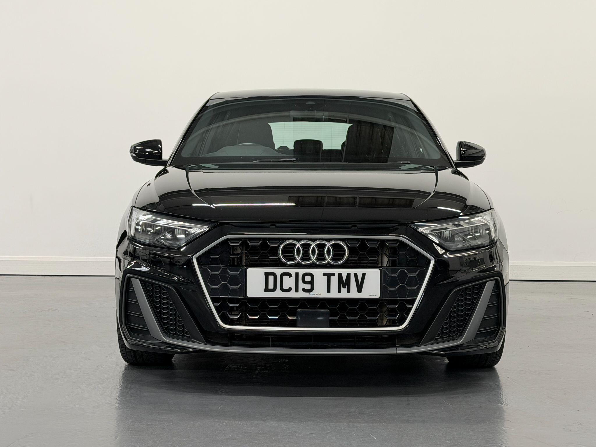 Audi A1 view 2