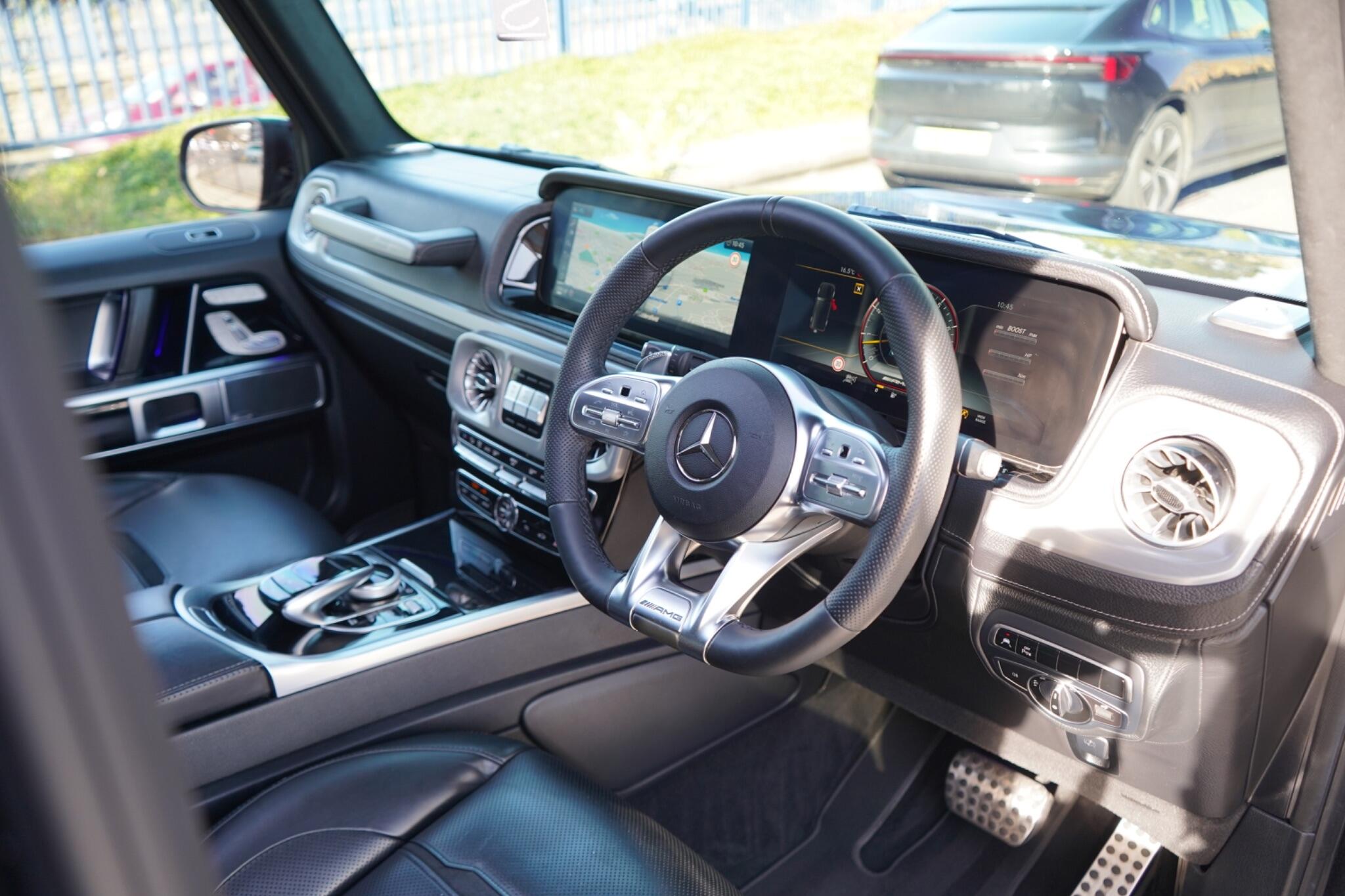 Mercedes-Benz G-Class view 17