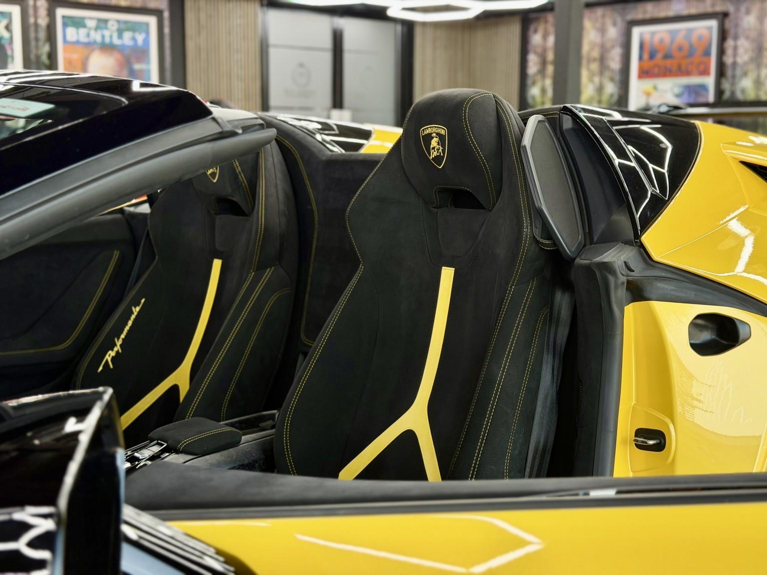 Lamborghini Huracan view 55