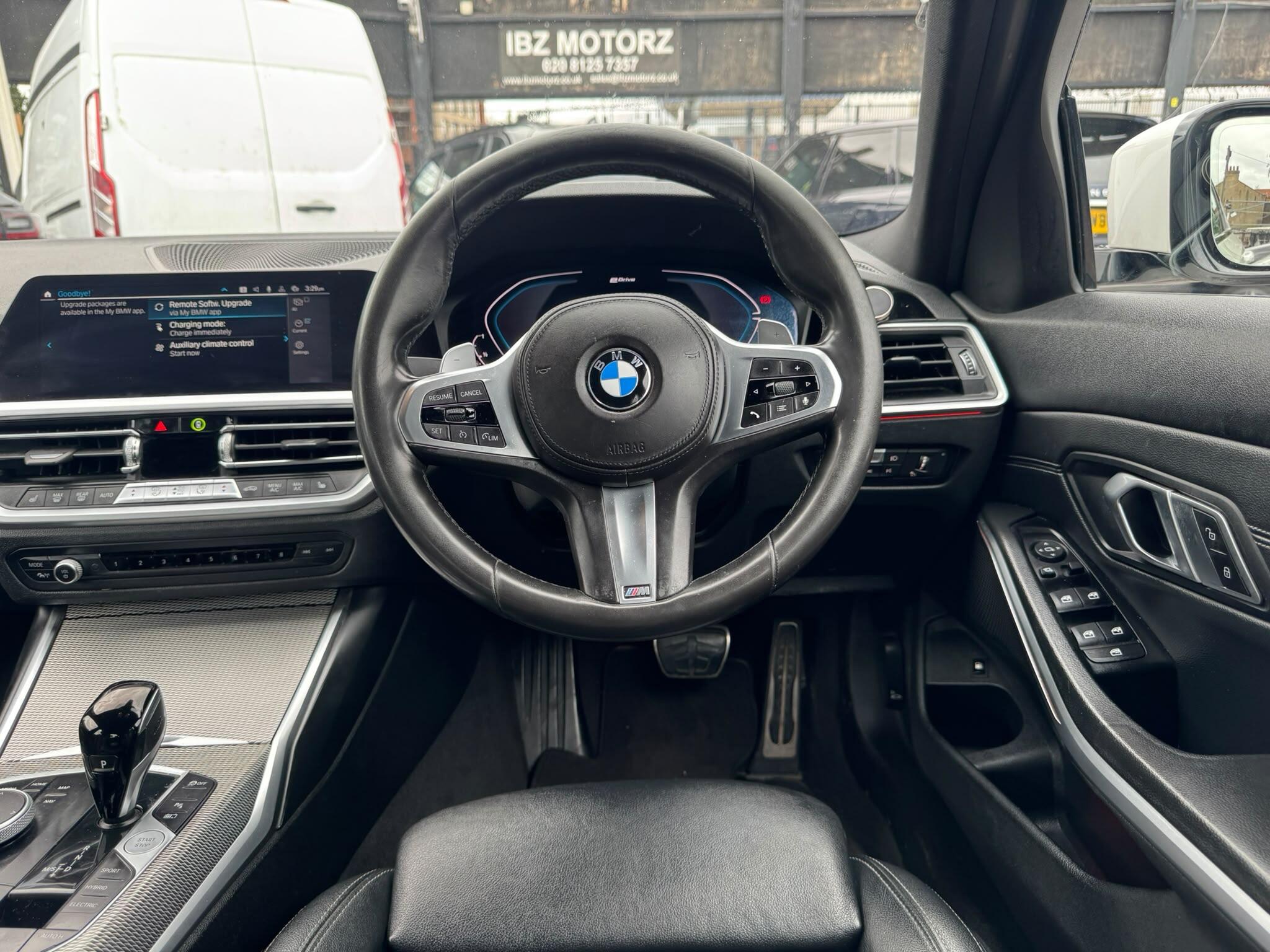 BMW 3 Series view 71