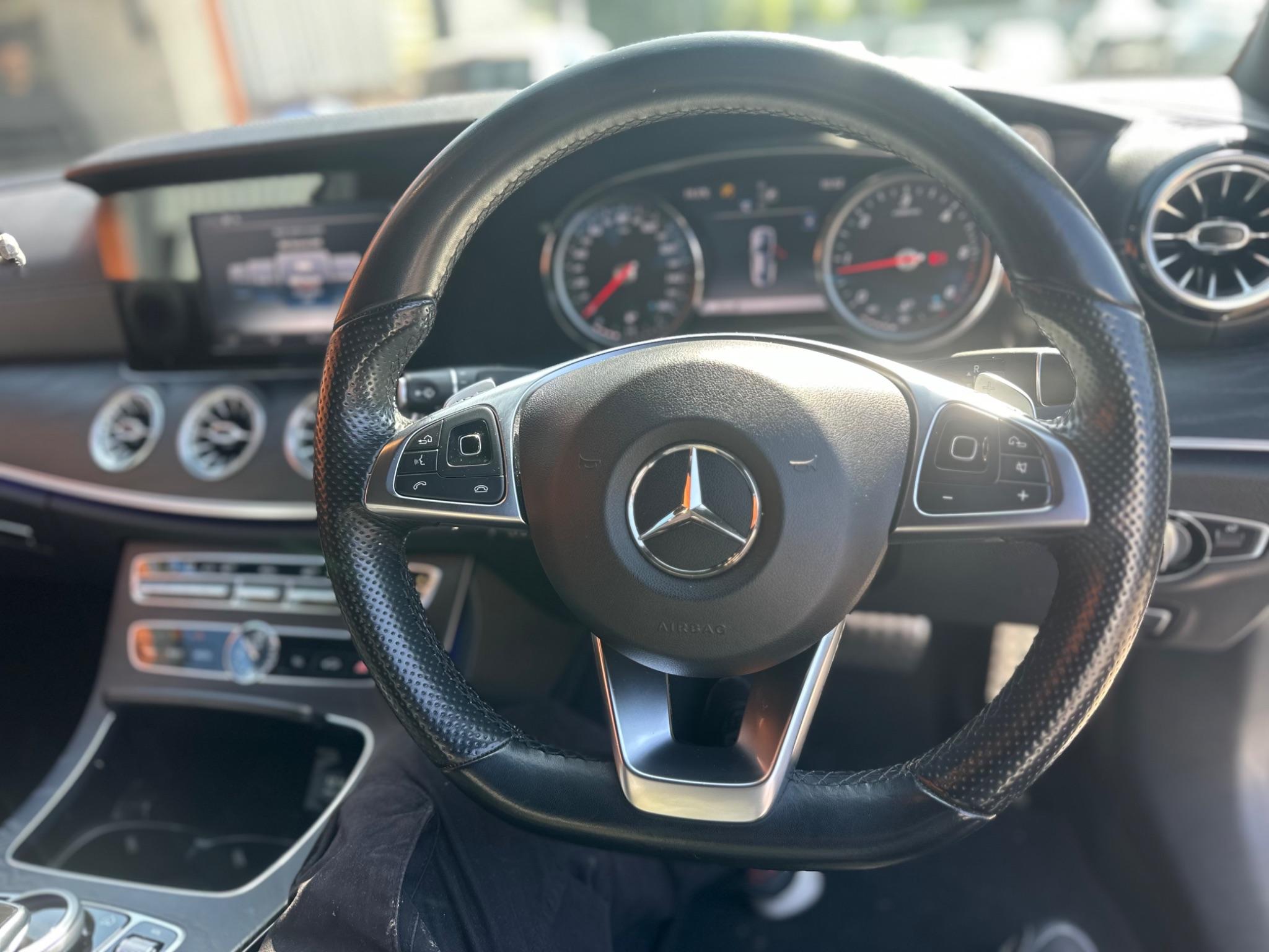 Mercedes-Benz E Class view 16