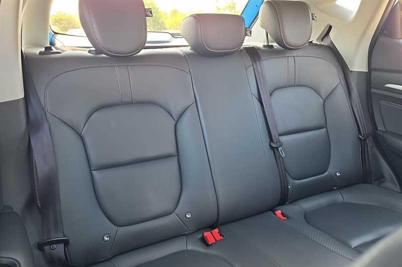 MG ZS view 23