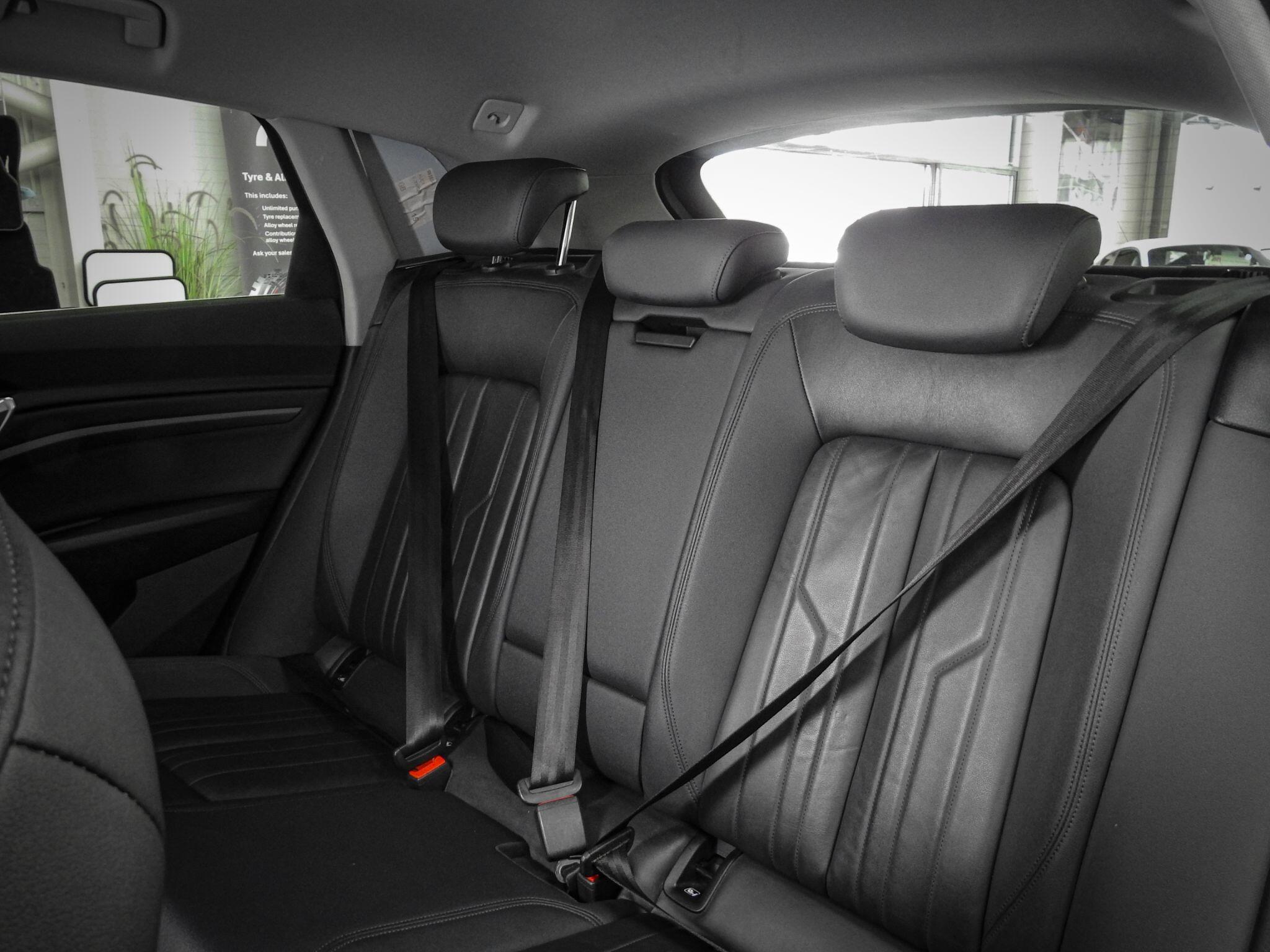 Audi E-Tron view 38