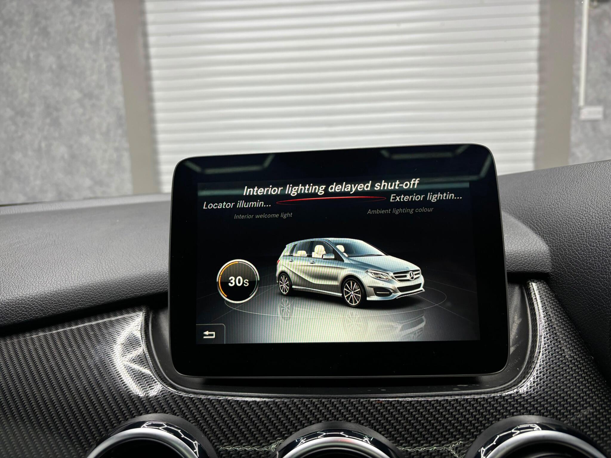 Mercedes-Benz B Class view 17