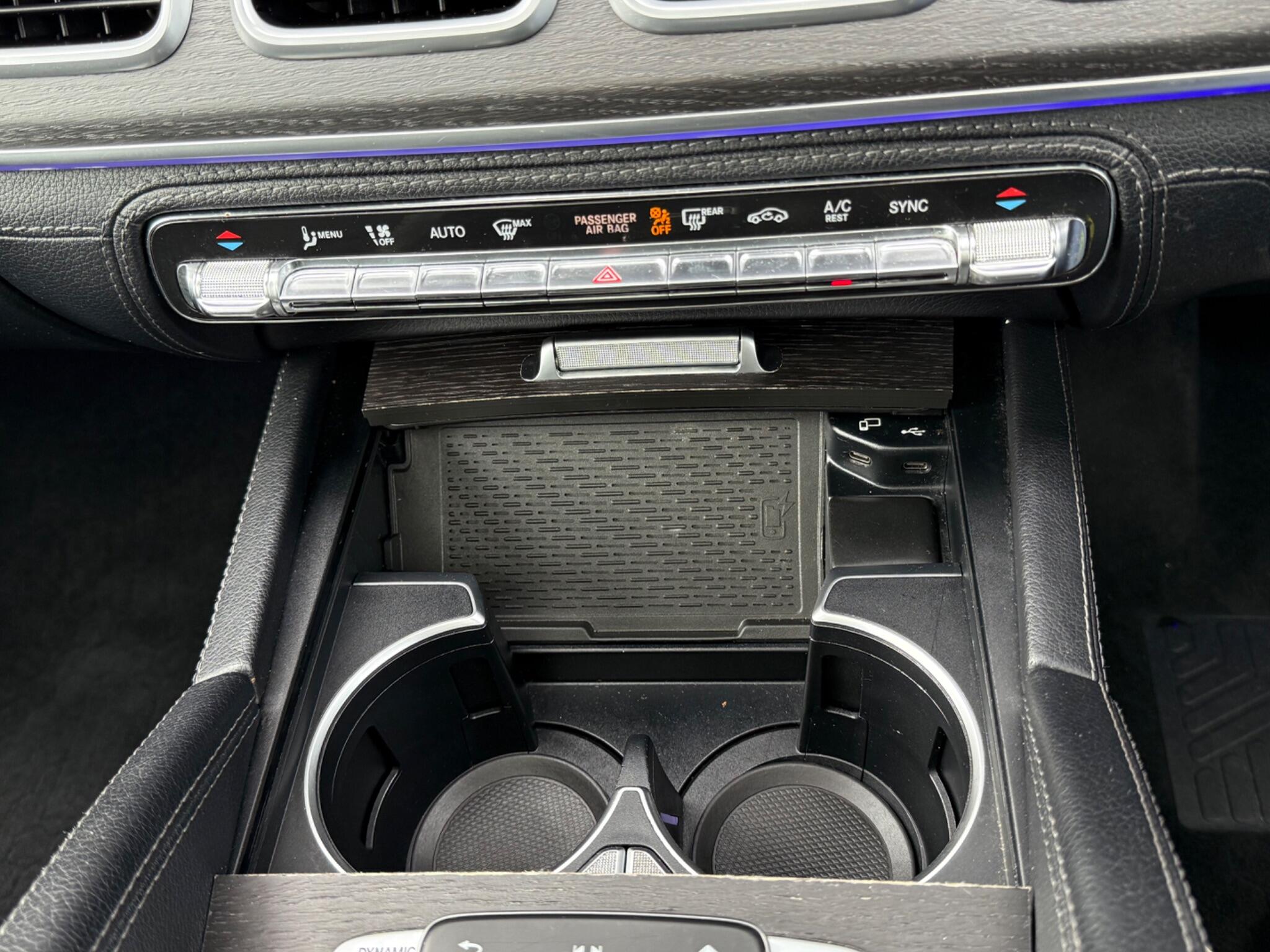 Mercedes-Benz Gle view 25