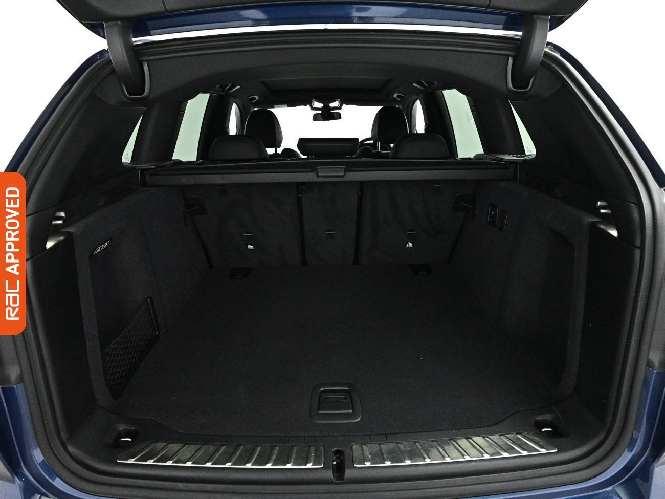 BMW Ix3 view 29