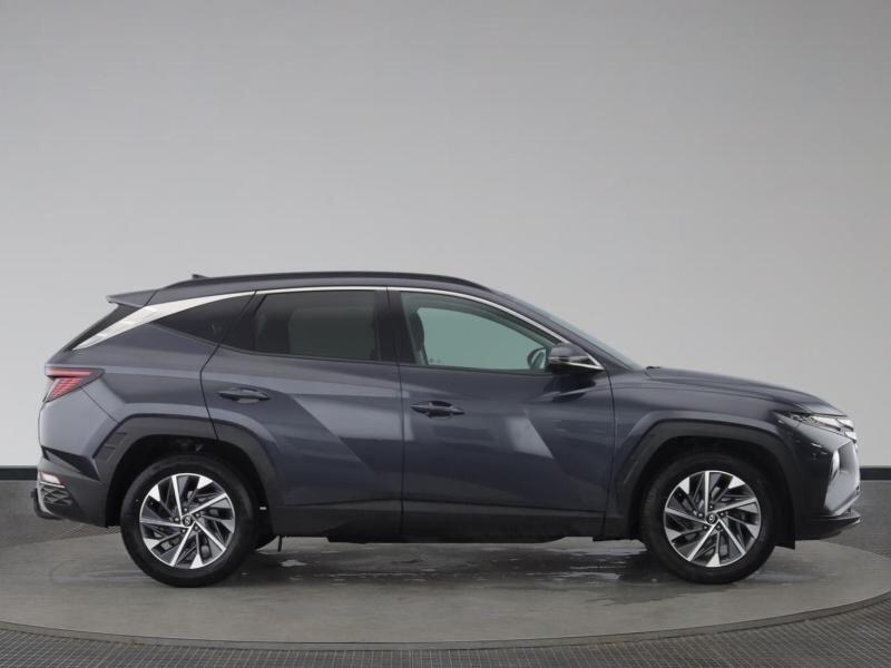 Hyundai Tucson view 3