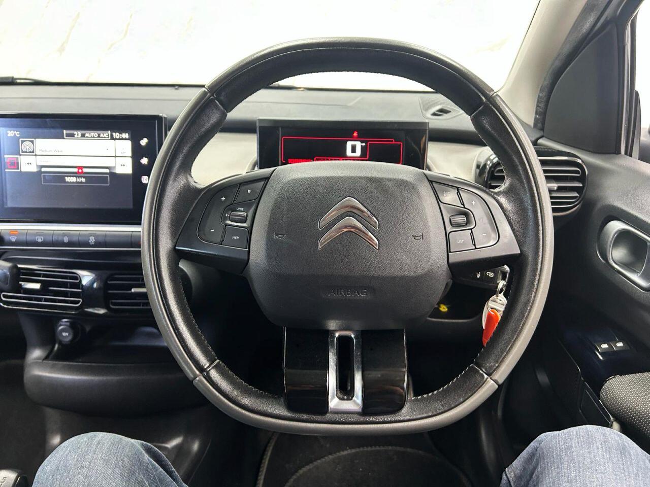 Citroen C4 Cactus view 17