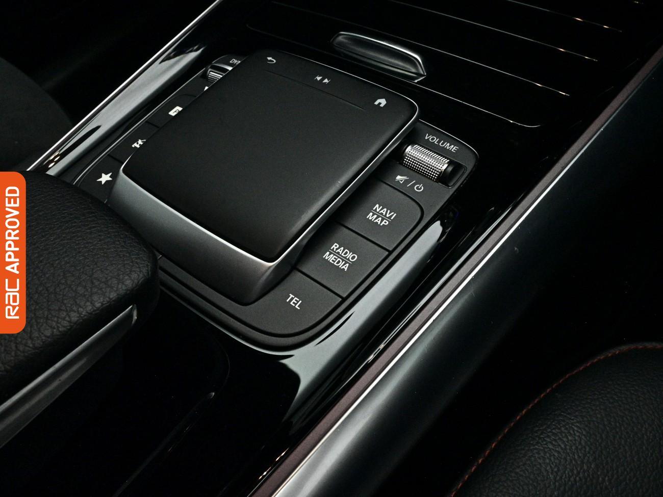 Mercedes-Benz Eqa view 19