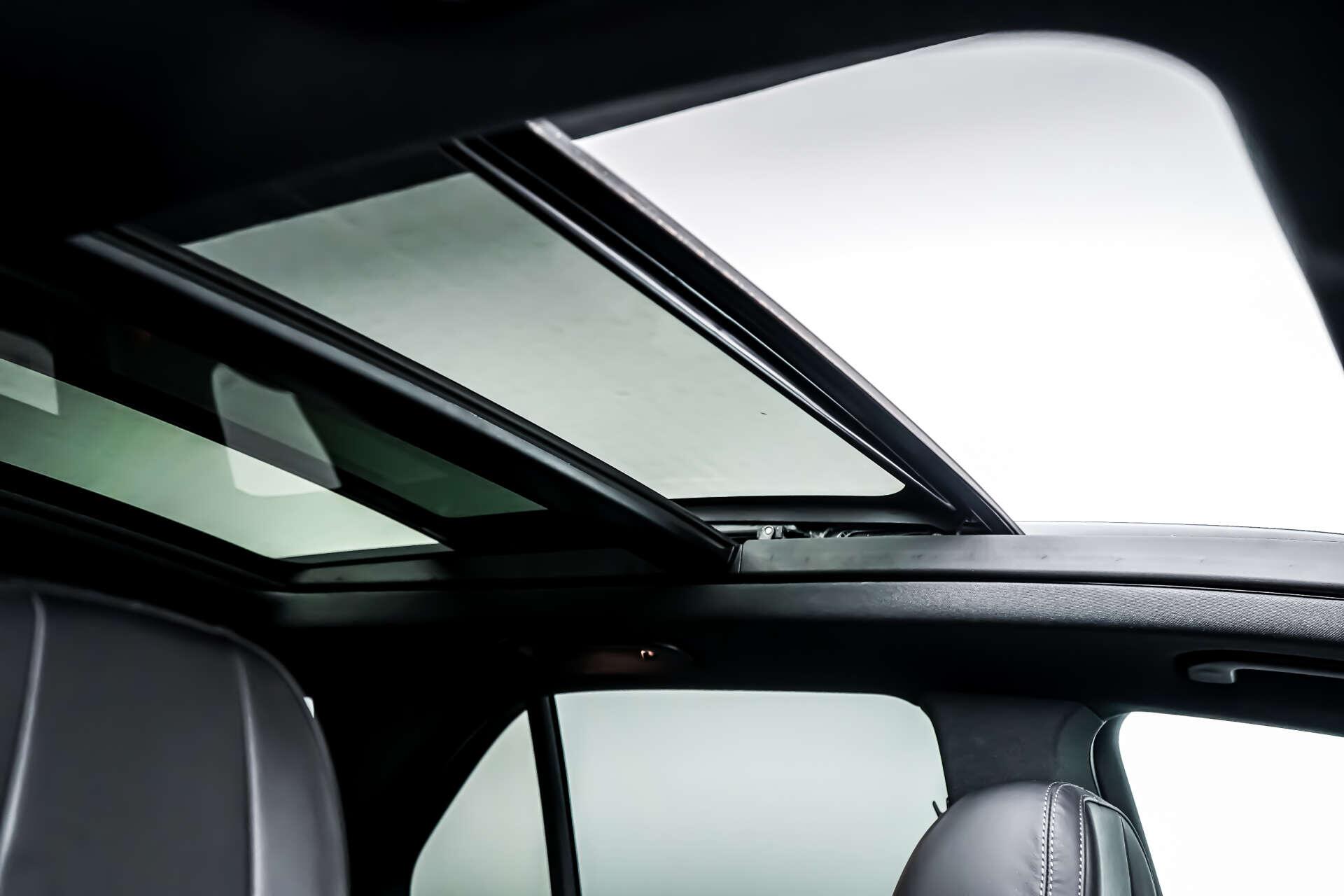 Mercedes-Benz GLE view 3