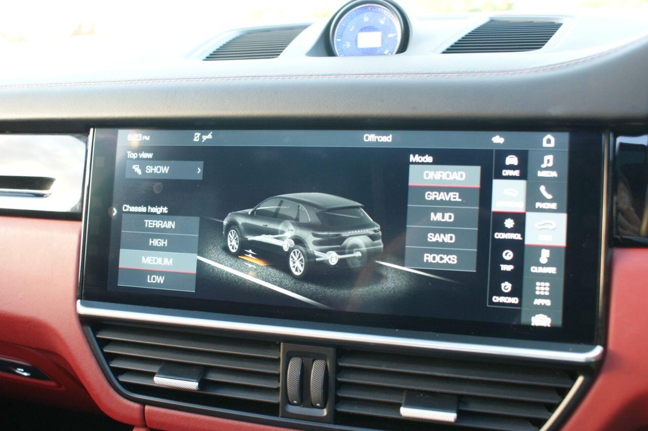 Porsche Cayenne view 68