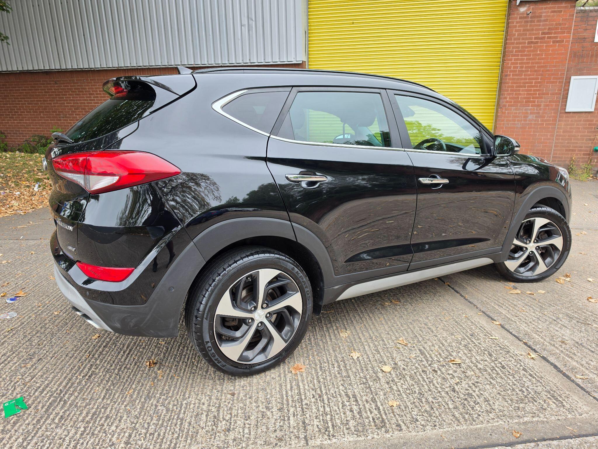 Hyundai Tucson view 8