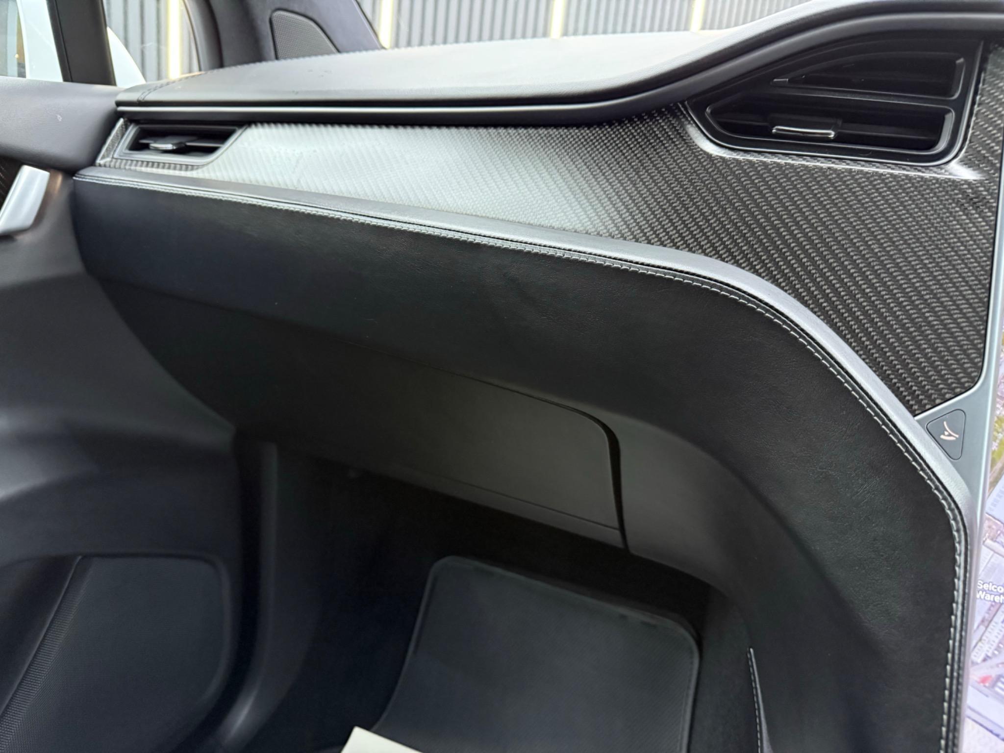 Tesla Model X view 33