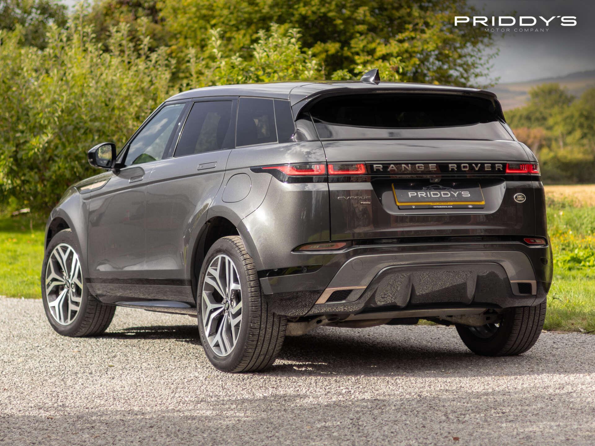 Land Rover Range Rover Evoque view 3
