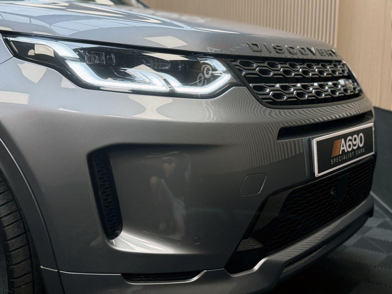 Land Rover Discovery Sport view 16