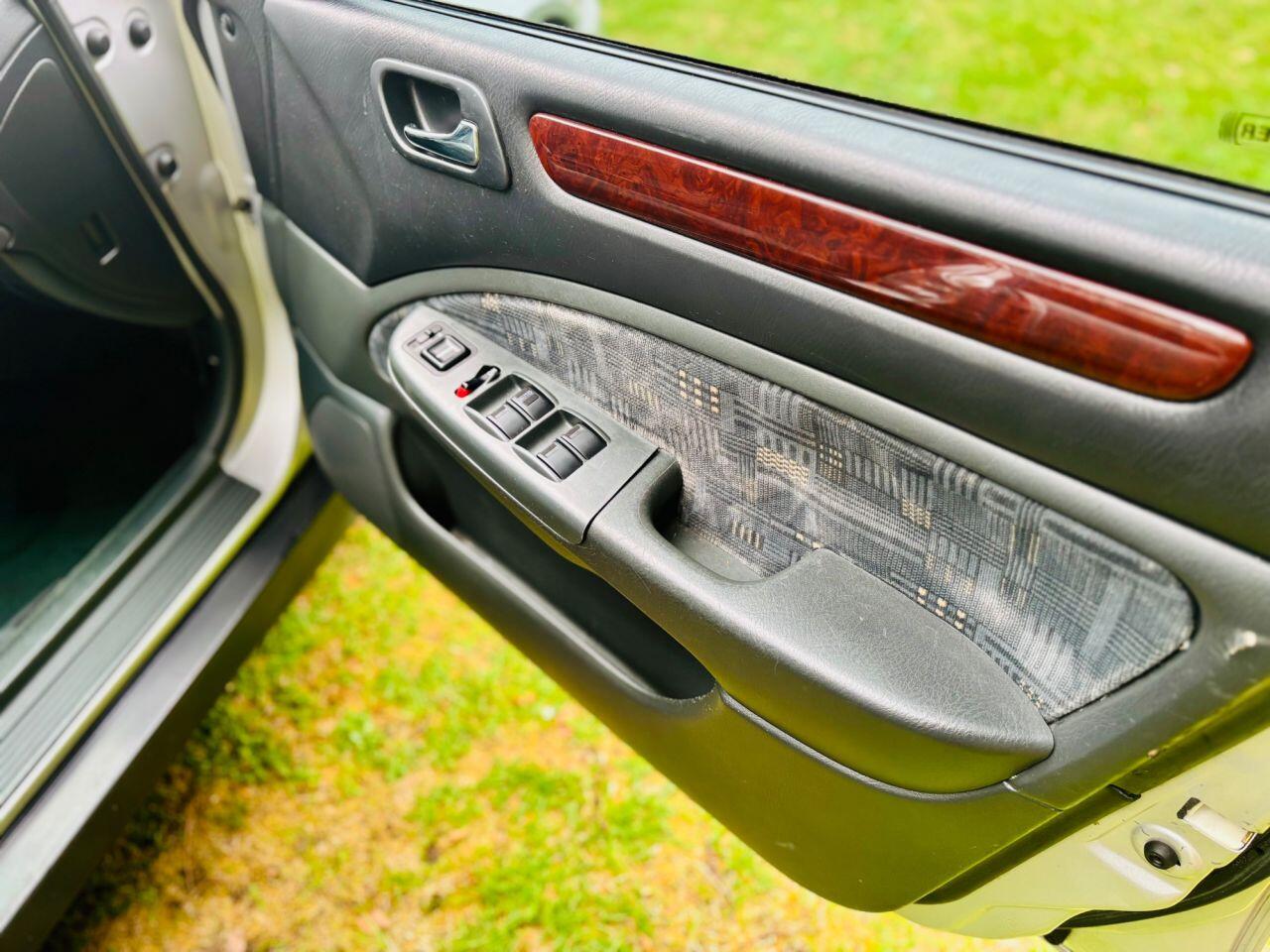 Honda Accord view 19
