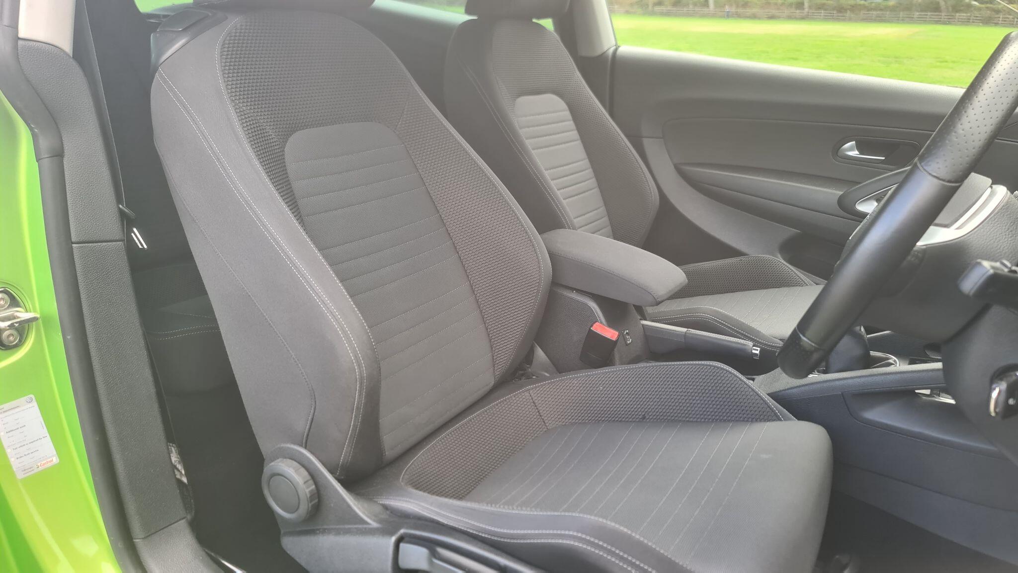 Volkswagen Scirocco view 19