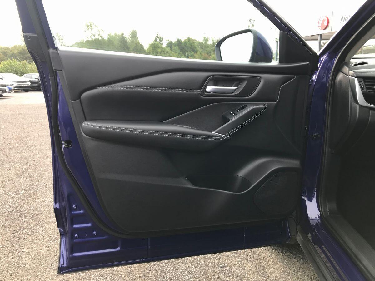 Nissan Qashqai view 18