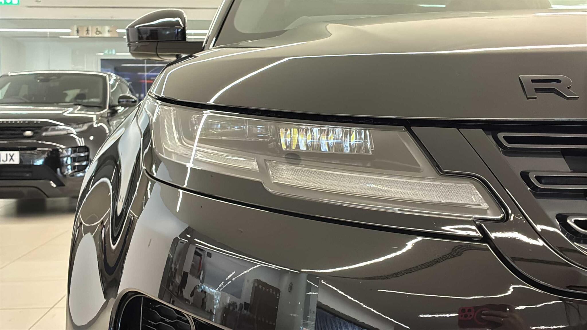 Land Rover Range Rover Evoque view 17
