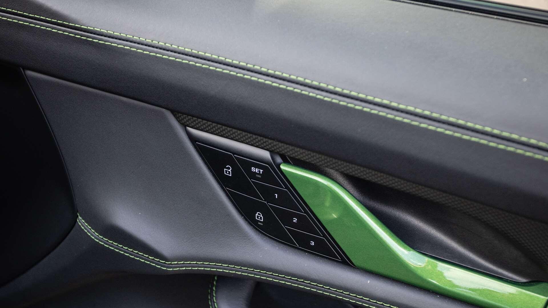 Porsche Taycan view 34