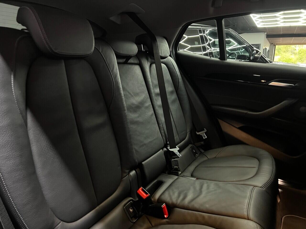 BMW X2 view 42