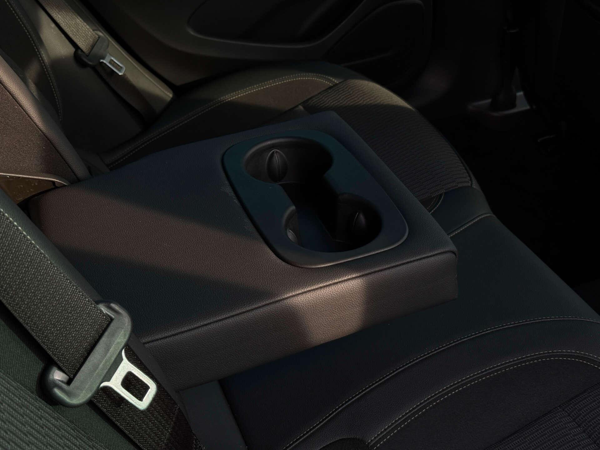 Vauxhall Insignia view 34