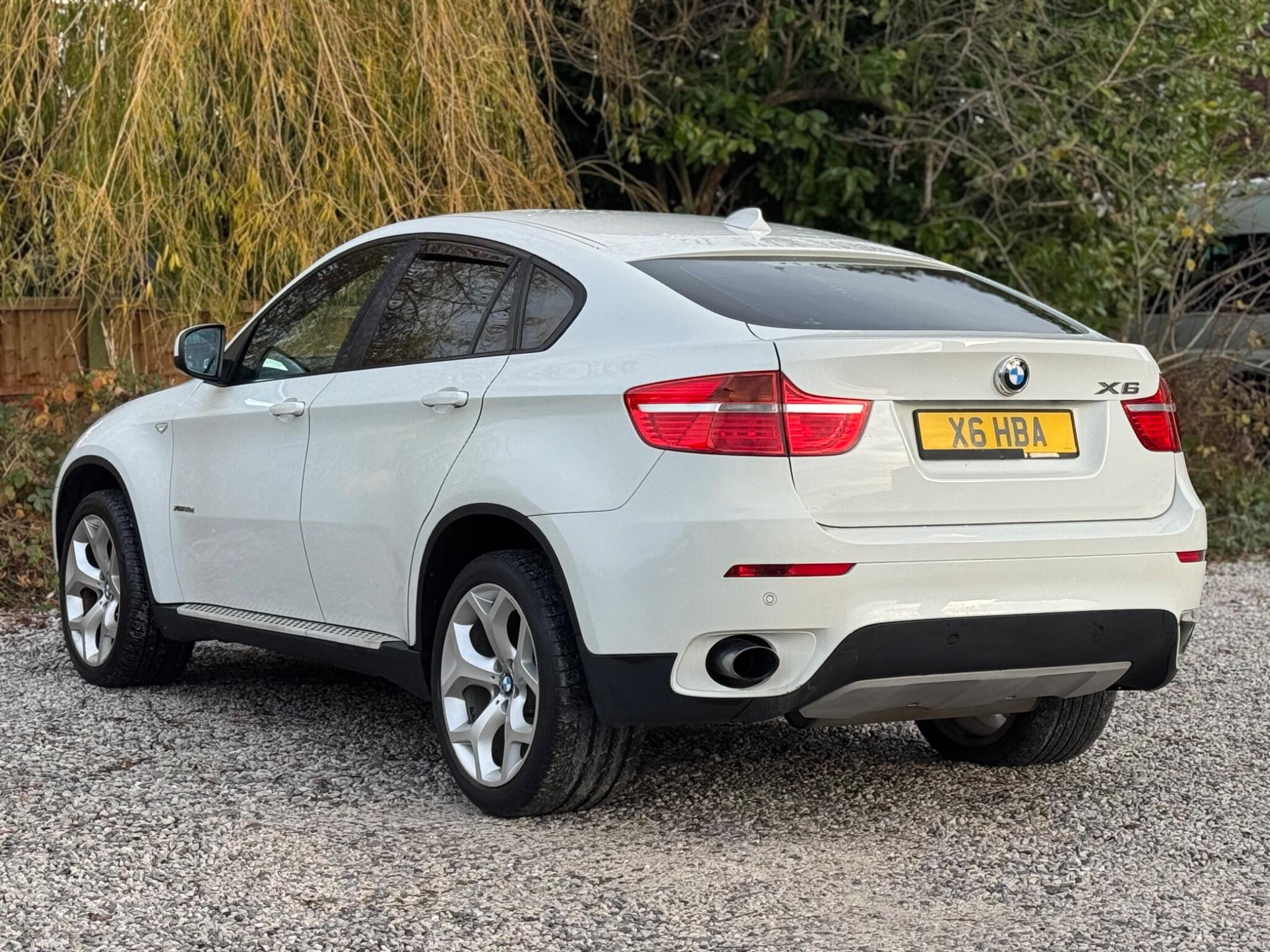 BMW X6 view 7