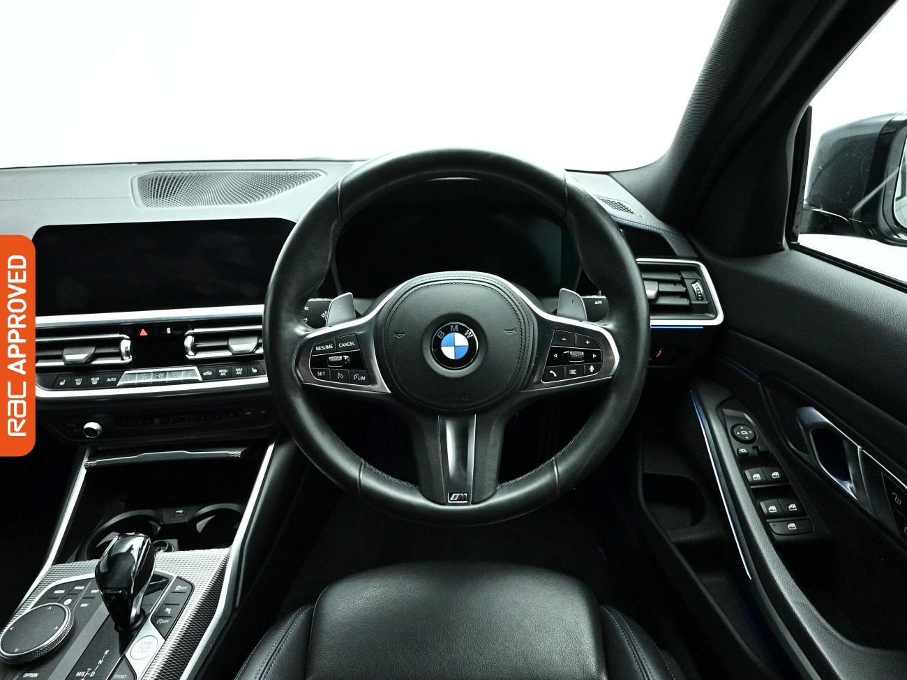 BMW 3 Series view 9