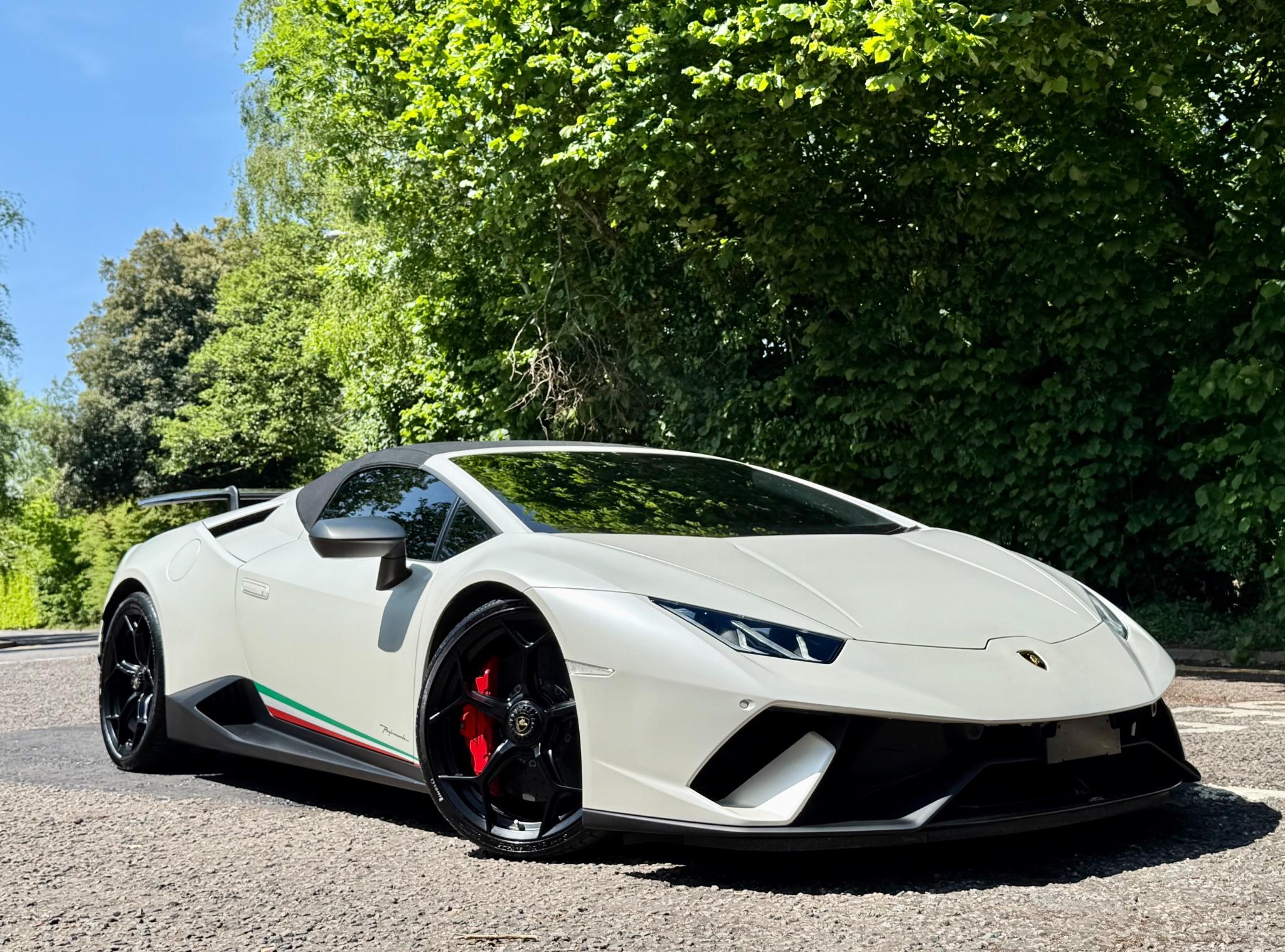 Lamborghini Huracan view 33