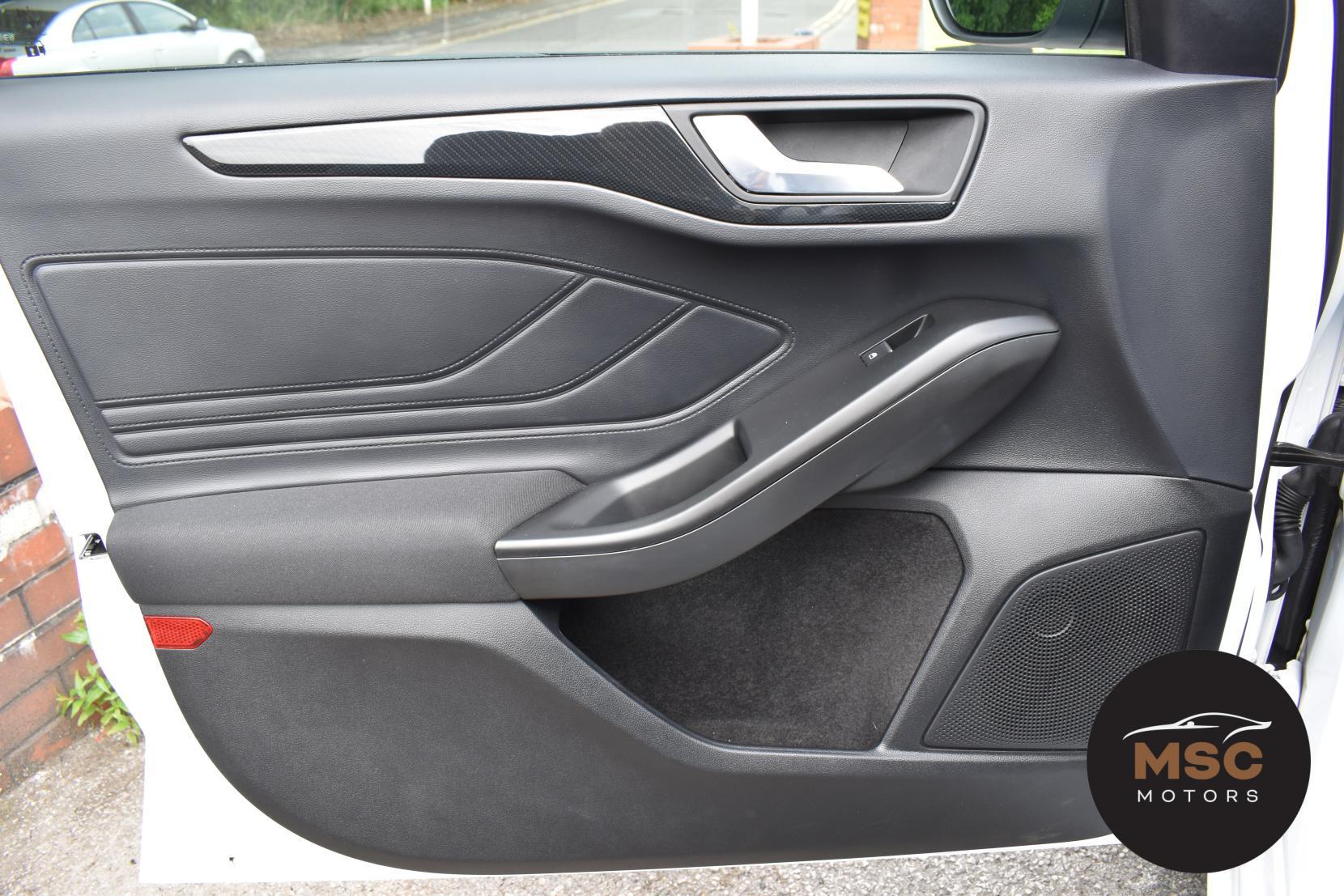 Ford Focus view 67
