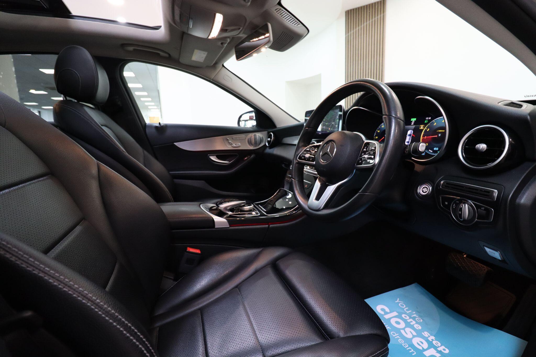 Mercedes-Benz C Class view 14