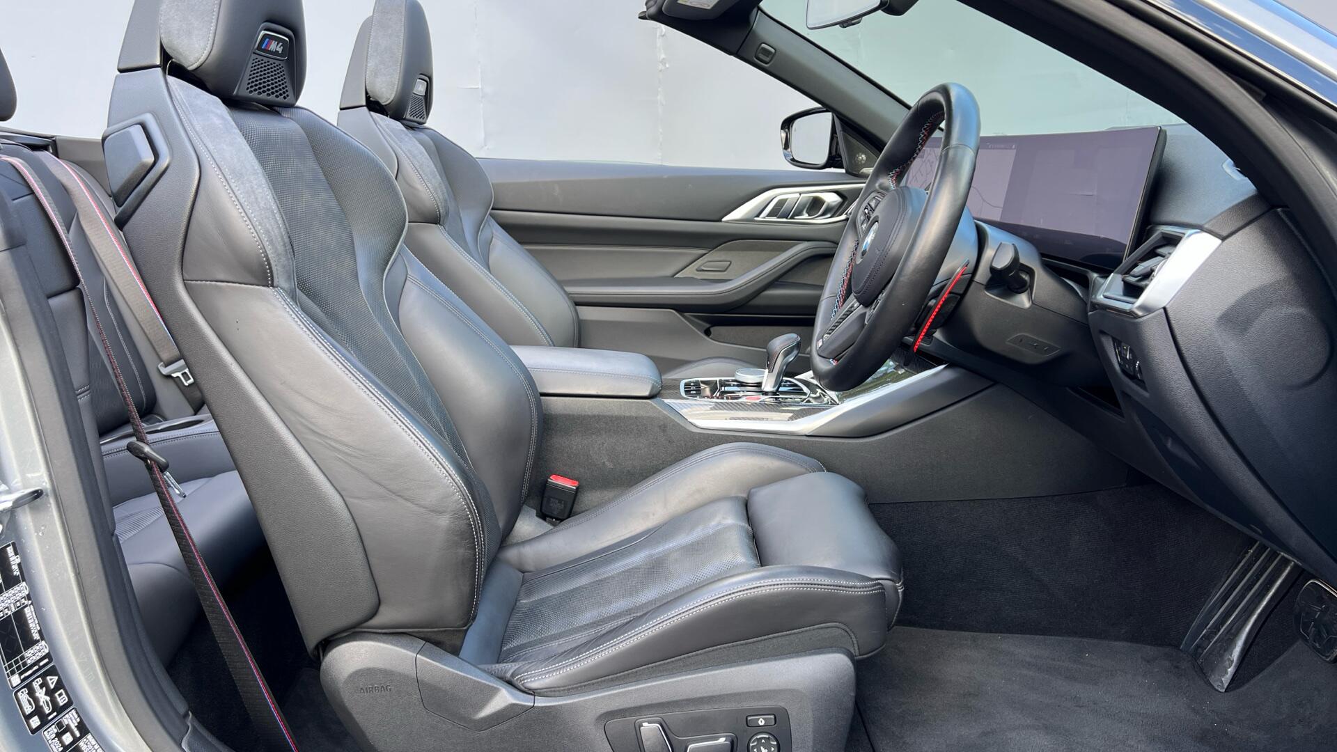 BMW M4 view 11