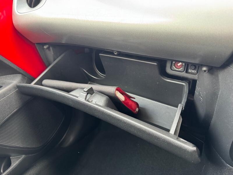 Citroen C1 view 37