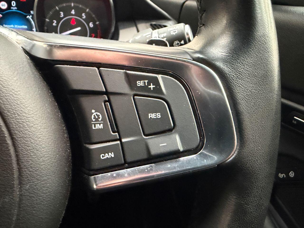 Jaguar E-Pace view 35