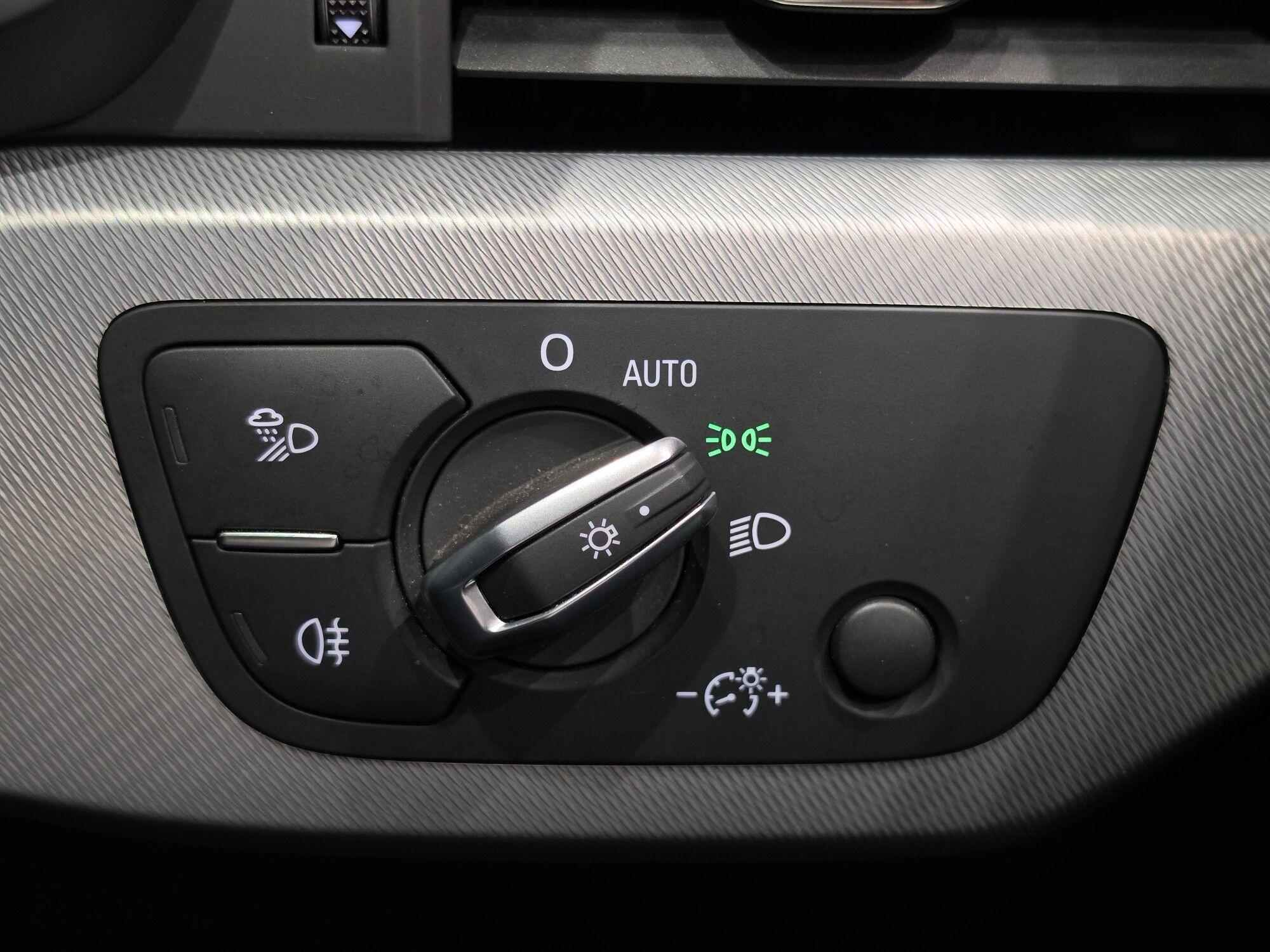 Audi A4 view 39