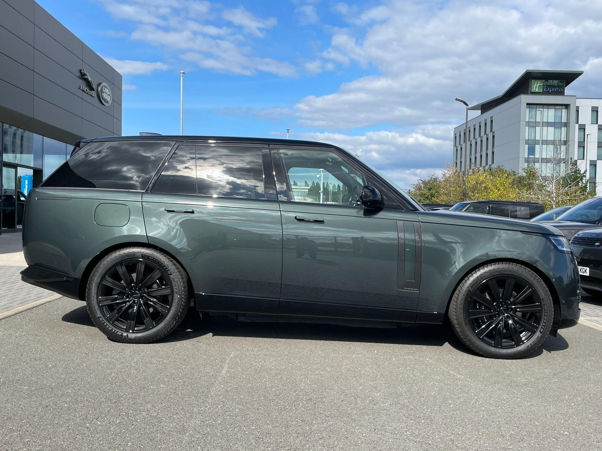 Land Rover Range Rover view 6