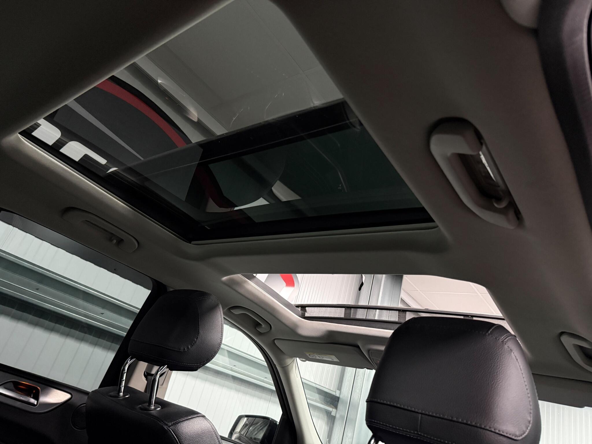 Mercedes-Benz Gle view 30