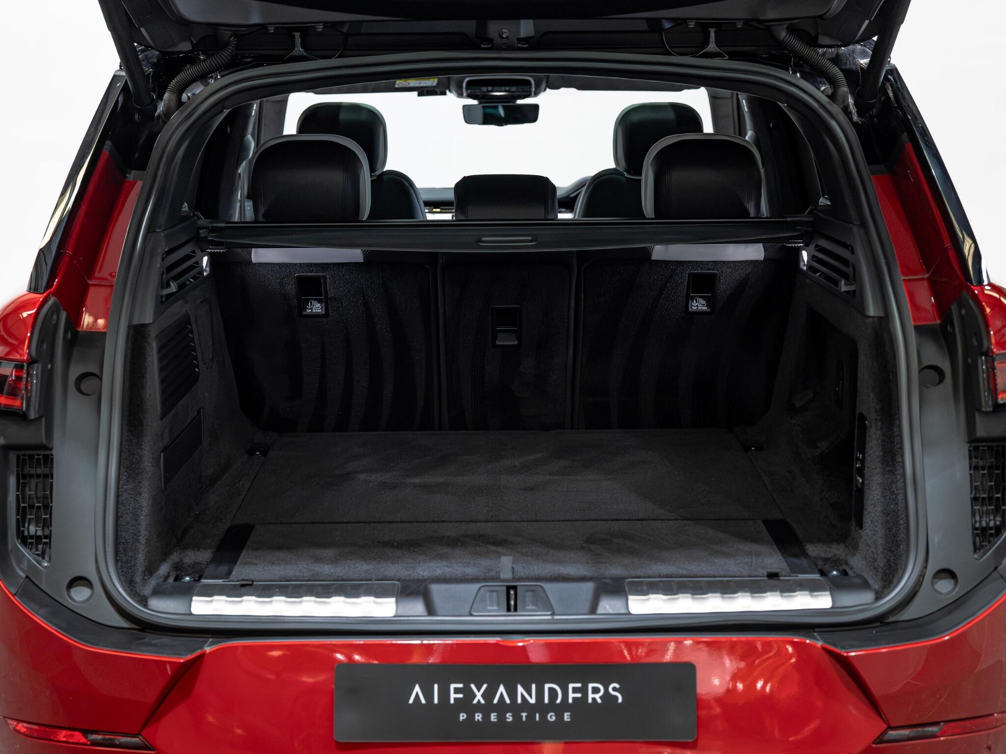Land Rover Range Rover Sport view 30