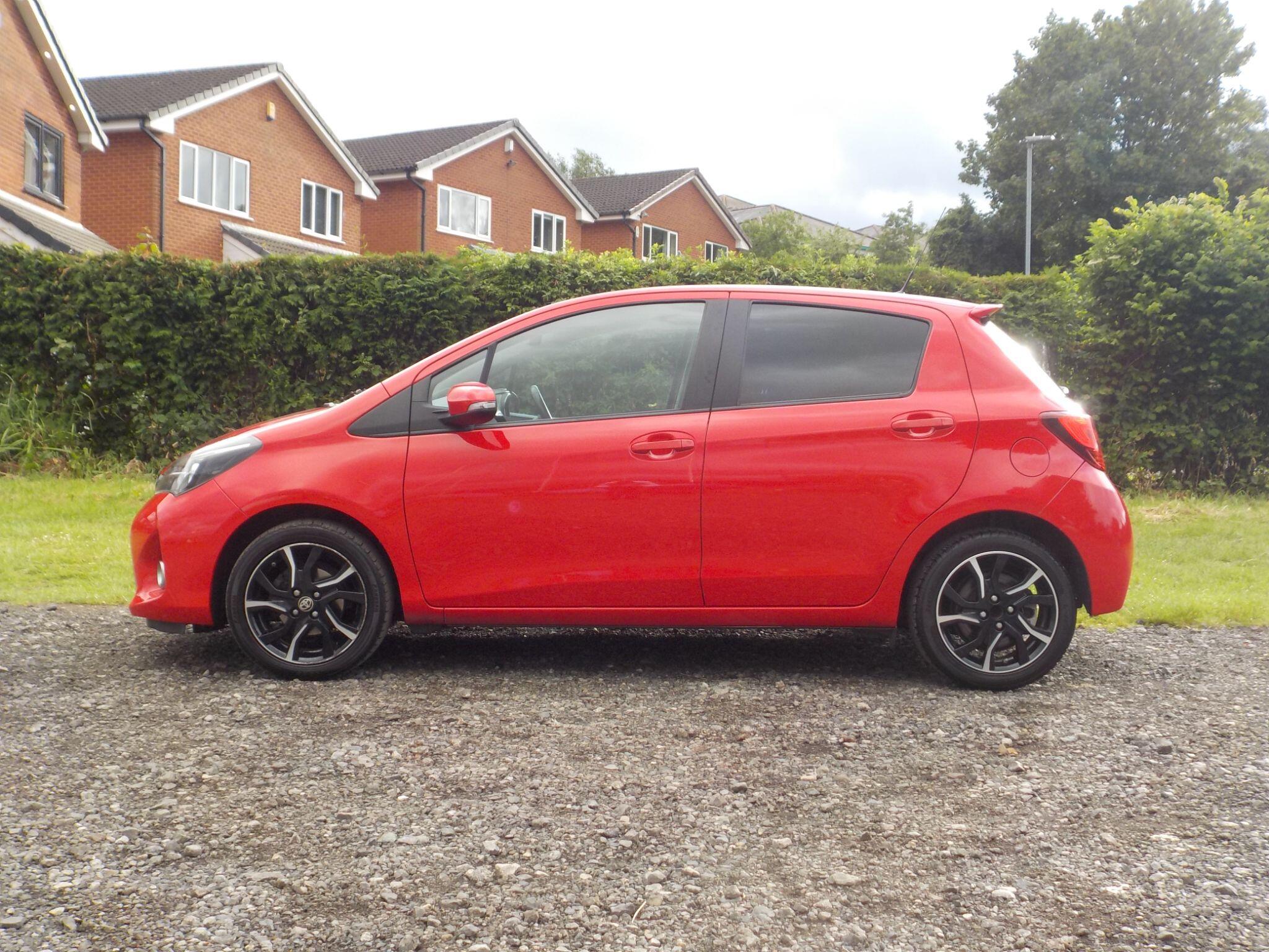 Toyota Yaris 1.33 Dual VVT-i Design Euro 6 5dr