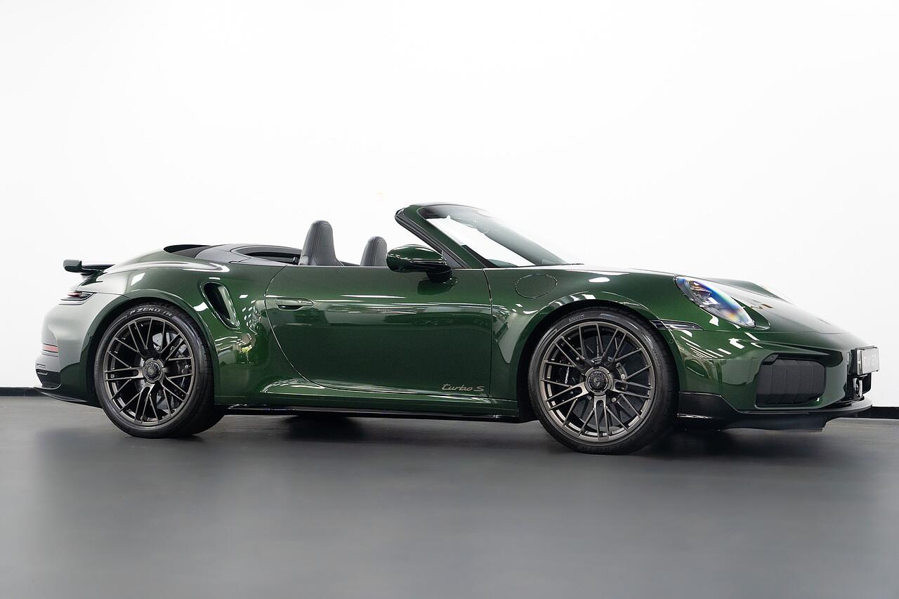 Porsche 911 view 49
