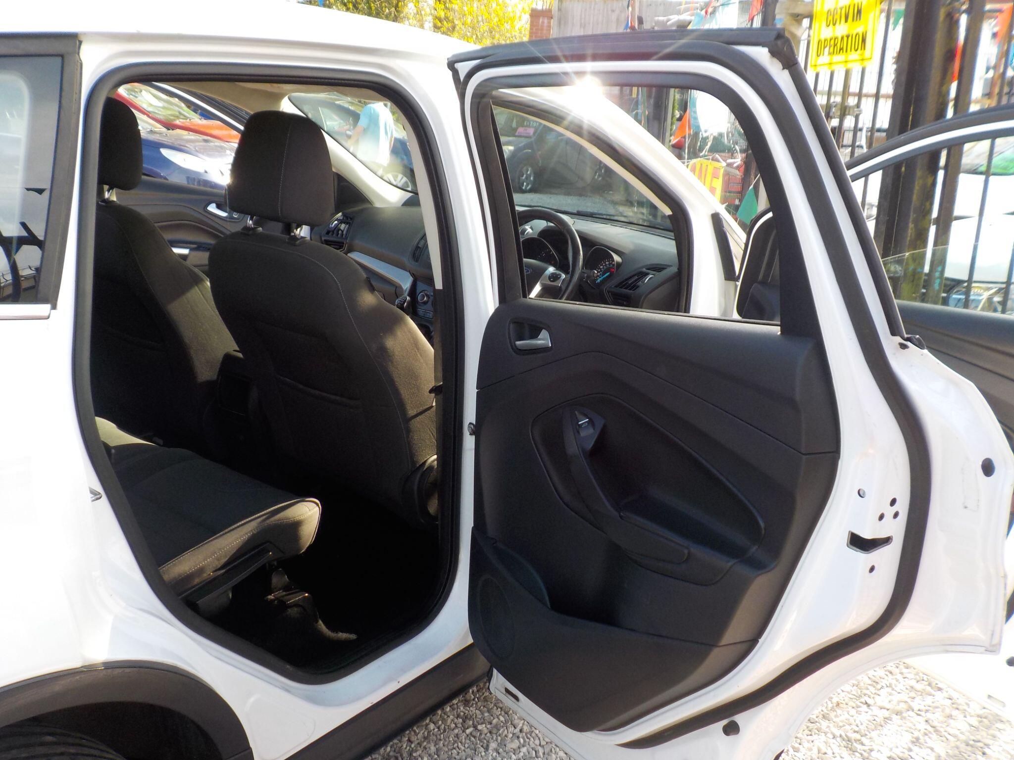 Ford Kuga 2.0 TDCi Zetec 2WD Euro 6 (s/s) 5dr